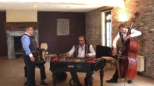 Kalinka Ensemble Party смотреть онлайн