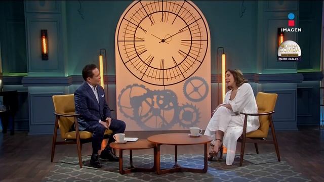 Cynthia Klitbo TARDÓ 40 años para que le dieran las cenizas de su padre | El Minuto смотреть онлайн