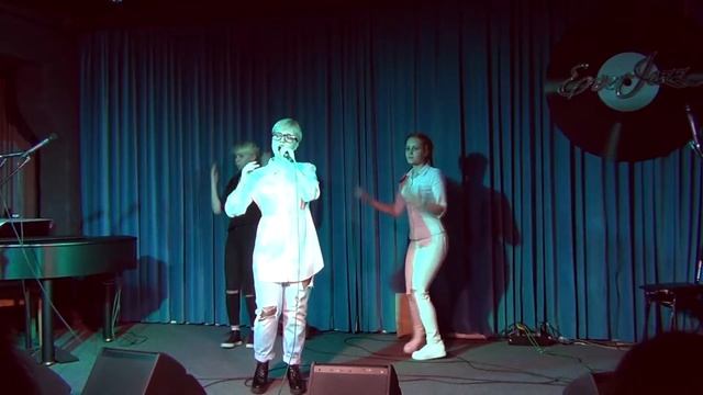Школа Соловей. Людмила Мокеева с песней на корейском языке. смотреть онлайн
