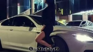 Я увидел тебя в черном платье)))