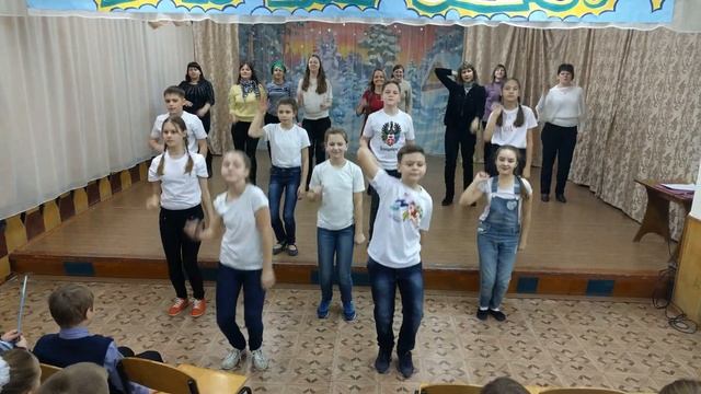 Родители танцуют с детьми смотреть онлайн