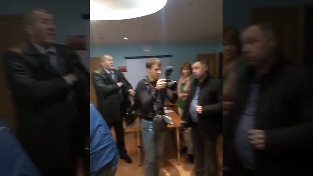 2015.11.27 Матягин В.В. жжет на собрании дальнобойщиков 01 смотреть онлайн