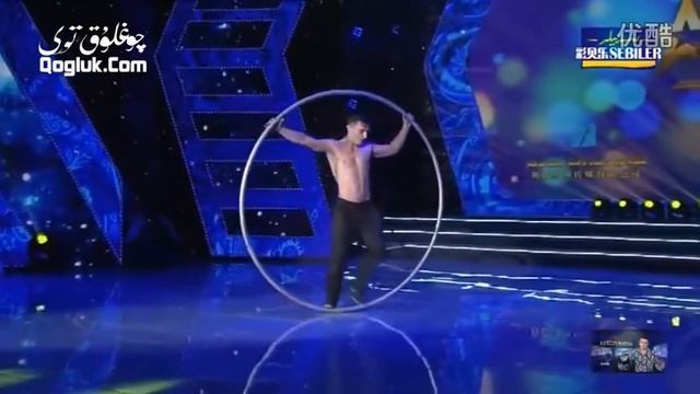 АРКАДИЙ БРУСНИКИН НА ШОУ ТАЛАНТОВ В КИТАЕ смотреть онлайн