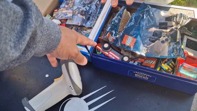 Great morning hunting for lego at a Car boot (Flea Market) смотреть онлайн