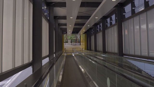 Brisbane Domestic Airport Arrivals - Walking Video смотреть онлайн
