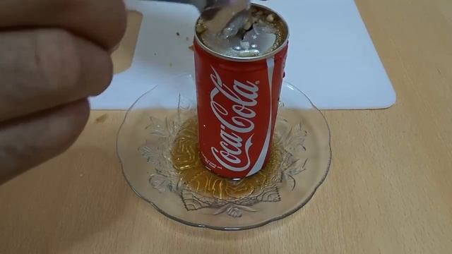 Coca Coca DONDURMA Nasıl YAPILIR.Coca-Cola How TO FREEZE смотреть онлайн
