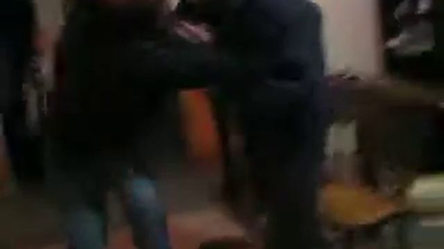 La Mitaine Dans La Fourche