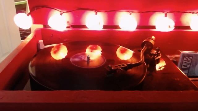 Iron Maiden "Public Enema Number One" (1990) Vinyl Rip смотреть онлайн