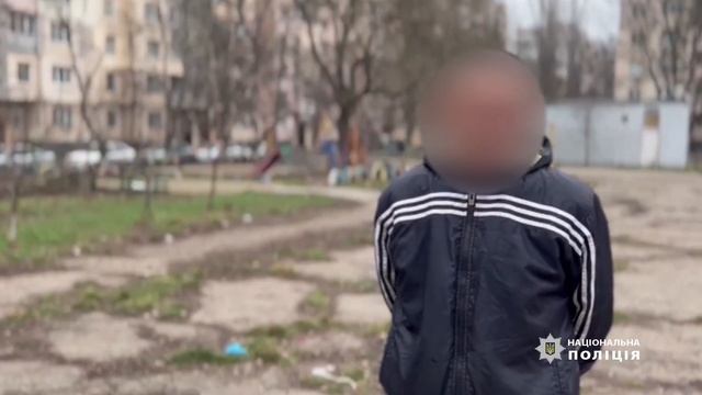 В Одесі поліцейські викрили місцевого жителя, який під час повітряної тривоги запустив салют