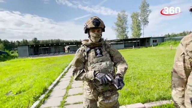 Сотрудники СОБР «Булат» провели опытные испытания пистолета Лебедева смотреть онлайн