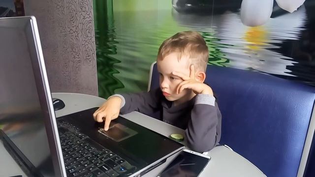 Бодо Шефера включил ))) правильные мысли нужно закладывать с детства смотреть онлайн