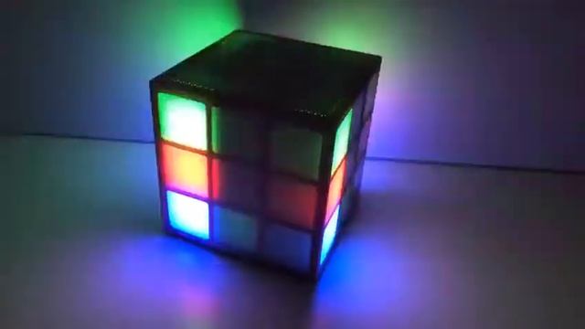 Cube Shape LED Bluetooth Speaker смотреть онлайн