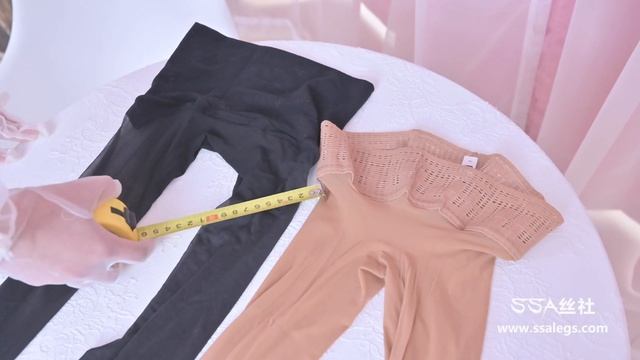 【SSA丝社】模特开箱进口wolford无缝无裆丝袜，细节展示(上)(75期) Stockings