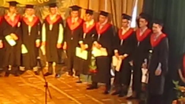 Вручение диплома бакалавра группы КИ -95 Киевского коледжа связи27.06.2013 смотреть онлайн