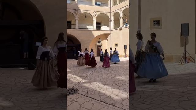 romanov, castle,tiara(5) смотреть онлайн