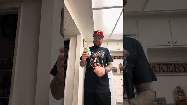 Brand New Noob Energy Drink Citrus Burst смотреть онлайн