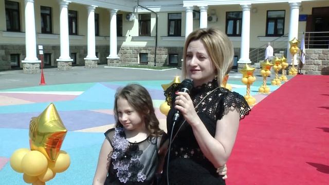 Наталия Мурылева: «Ломоносовская школа – очень классная» смотреть онлайн