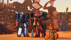 Трансформеры клип Стронгарм и Сайдсвайп.