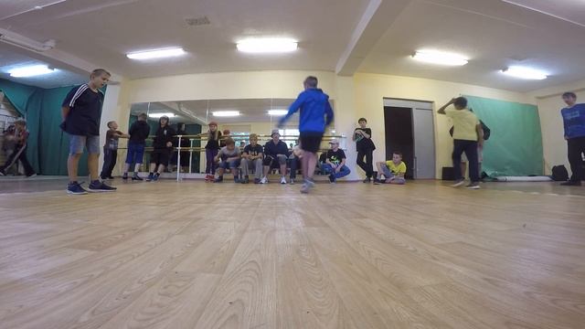 Янеж vs Гриша с сентября смотреть онлайн