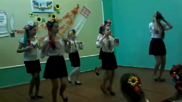 Танец под песню "Мова єднання" смотреть онлайн