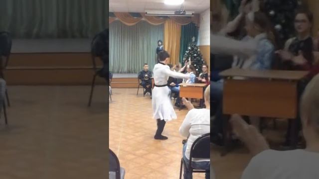 Лезгинка от Эрика 3.0 смотреть онлайн