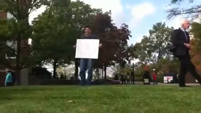 Don't Feed The Troll смотреть онлайн