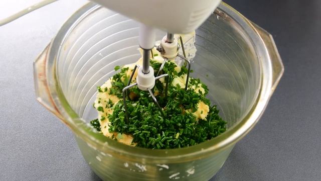 Итальянское масло (веганское) с чесноком и зеленью смотреть онлайн