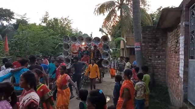 kankuria 🐯 club er 6eleder dance 🔥🔥🔥tara maa mike ⚡🌞🌞💥🔥🔥🔥 смотреть онлайн