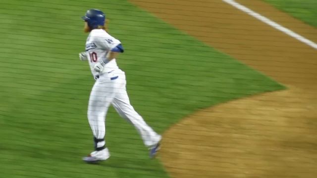 Dodger Justin Turner 2 Home Runs & Foam Parties 9-23-14 смотреть онлайн