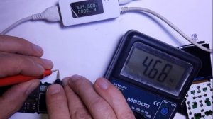 Кнопочный телефон не заряжается после замены батареи.