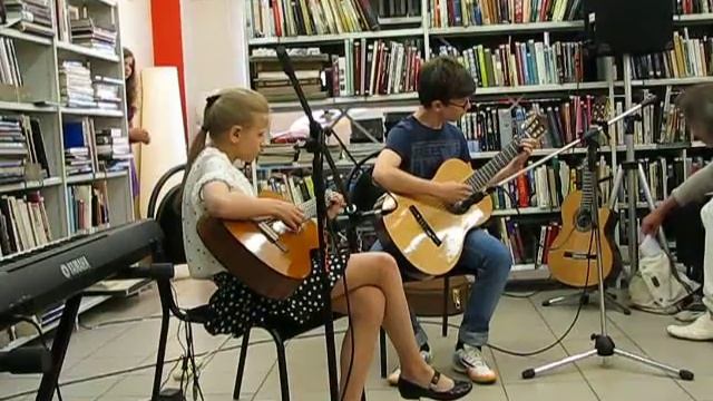 юбилей "школы игры на гитаре Вадима Стройкина"23.05.14 - 4 смотреть онлайн