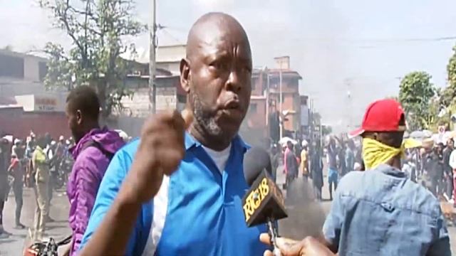 Manifestasyon nan lari pòtopwens pou kontinye ekzije demisyon PM Ariel Henry nan tèt Peyi a. смотреть онлайн