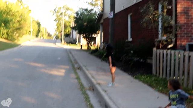 Mora's Vlog - Killer Clown Plays Tag (Pt. 1) смотреть онлайн