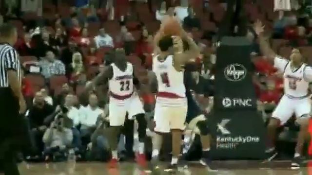 Pitt Coach Goes In on Louisville FANS смотреть онлайн