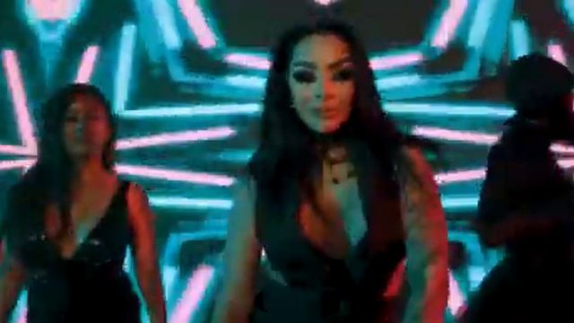 Tzanca Uraganu ia uite-o e da din ea # official video смотреть онлайн