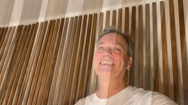 Mid-Mod Bedroom Makeover Part 2: DIY Wood Slat Wall смотреть онлайн