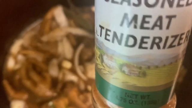 Delicious Fall Off The Bone Slow Cook Chicken Feet /How to Cook Chicken Feet / Slow Cooker Recipe смотреть онлайн