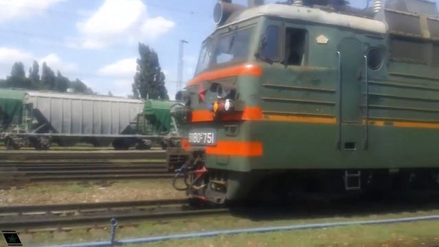 Электровоз ВЛ80С-1697/751