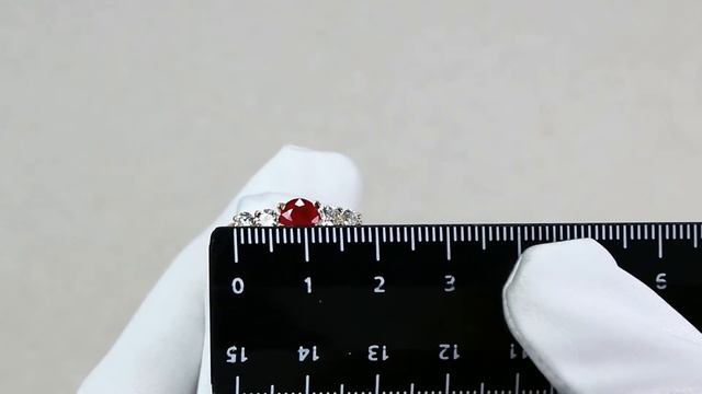 Золотое кольцо AQUAMARINE с бриллиантом и рубином 962325кр смотреть онлайн