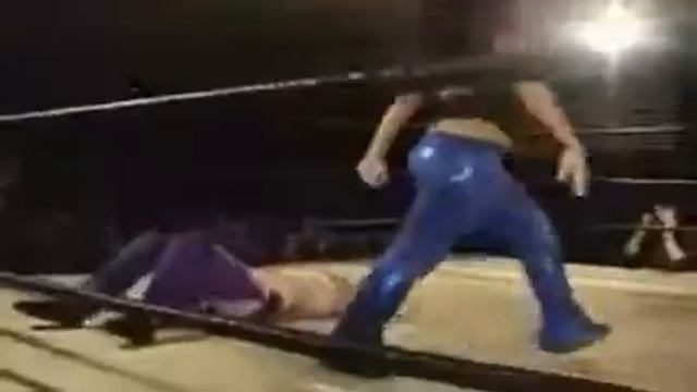 Velvet Sky (Talia) vs Cookie (Beckie) (Bra&Panties Match) смотреть онлайн