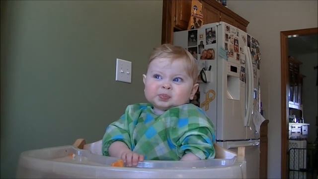 Quinn tries mandarin orange смотреть онлайн