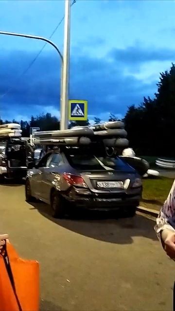 Поплавали на SUP-ах, мокрые и счастливые смотреть онлайн
