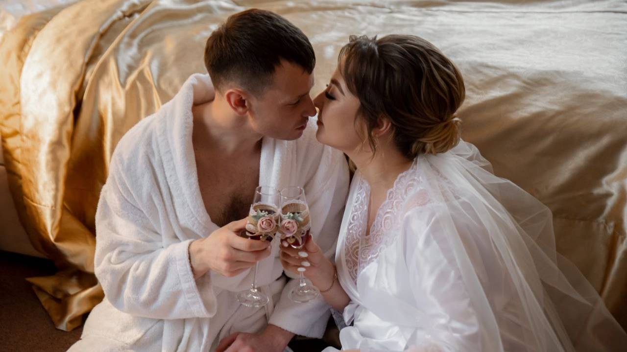Ksenia & Mikhail смотреть онлайн