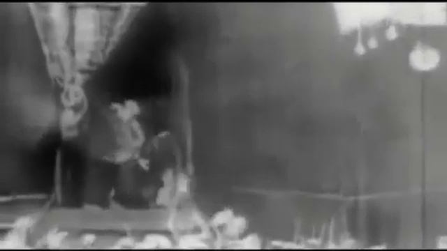 Мукадас мака шахрининг 1930 йилдади кориниши смотреть онлайн