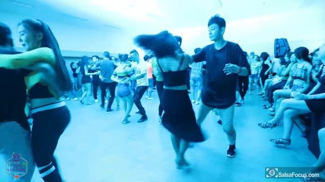 Tommy Lee(타미) & Melissa Bachata - 2018 JEJU Latin Culture Festival смотреть онлайн