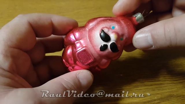 Елочная игрушка стеклянная на подвесе Толстый мужичек смотреть онлайн