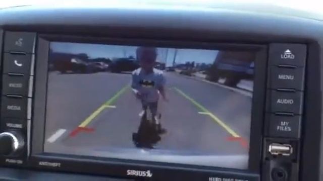 Neon Trees - Everybody Talks (Music Vid) смотреть онлайн