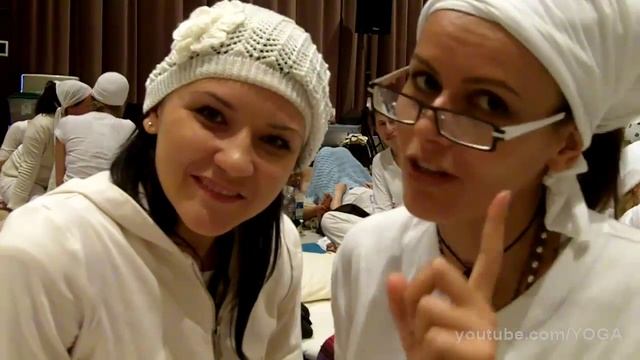 White Tantric Yoga + Virtual Yoga = High Voltage Combo смотреть онлайн