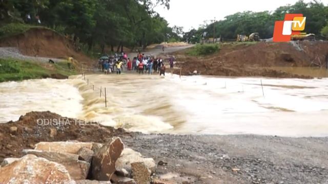 Torrential rain hits normal life in Mayurbhanj смотреть онлайн