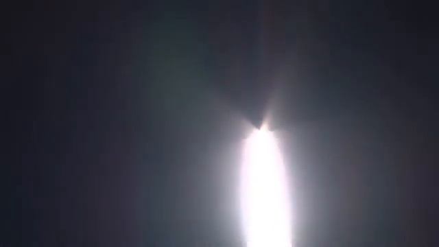 Кадры пуска межконтинентальной баллистической ракеты с полигона «Капустин яр». смотреть онлайн
